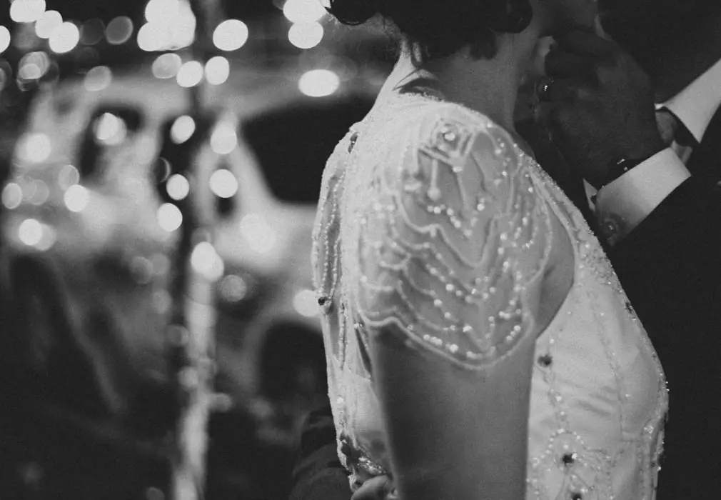 A City Engagement Devicfotos Gent and Beauty 11 1010x700 1 Getting Married in Denmark